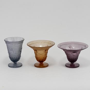 VASER, 3 st, pressglas, Edvin Ollers, Elme glasbruk, 1900-talets första hälft.