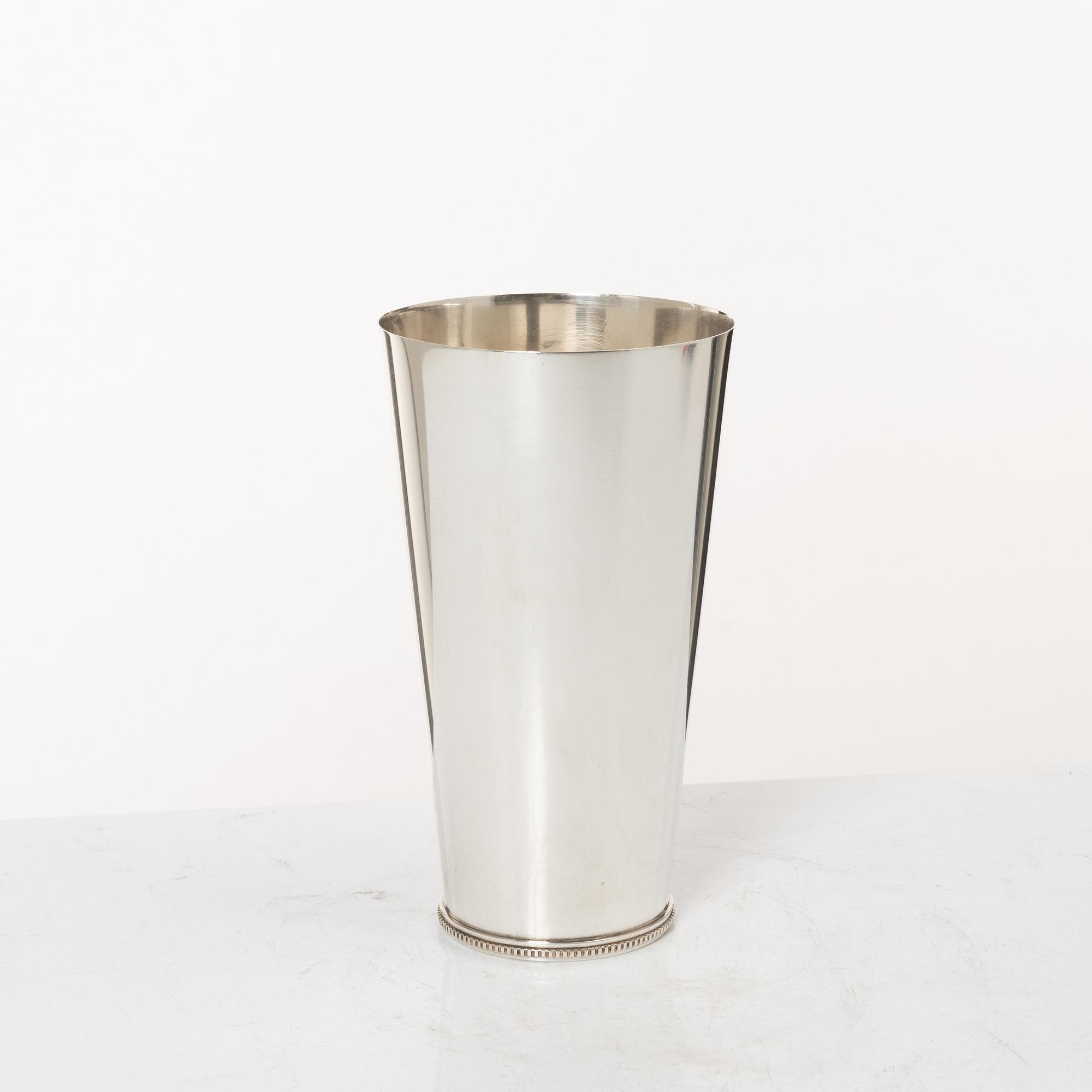 Wiwen Nilsson, vase, sterling silver, Anders Nilsson, Lund 1955.