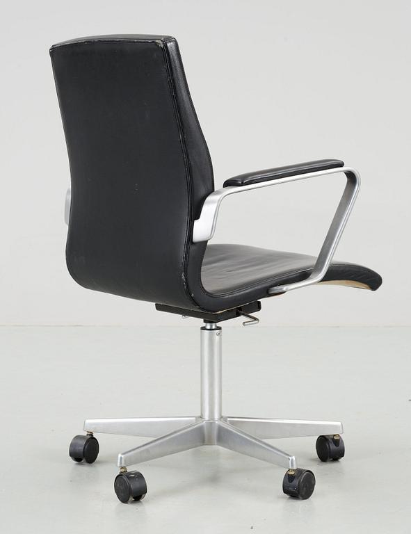 SKRIVBORDSSTOL, "Oxford", Arne Jacobsen, Fritz Hansen Danmark, 1988.