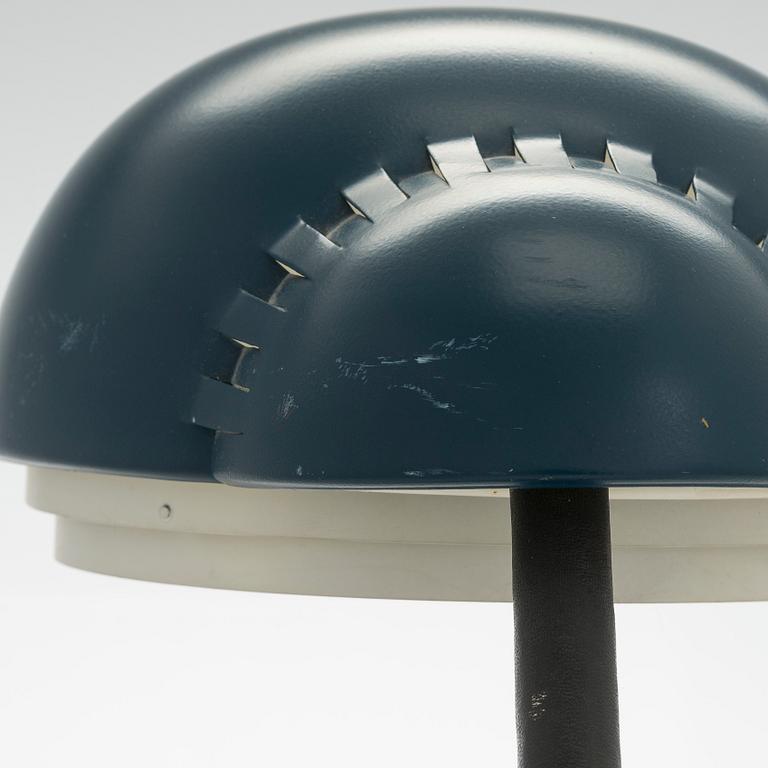 Alvar Aalto, bordslampa, modell A704, Valaistustyö.