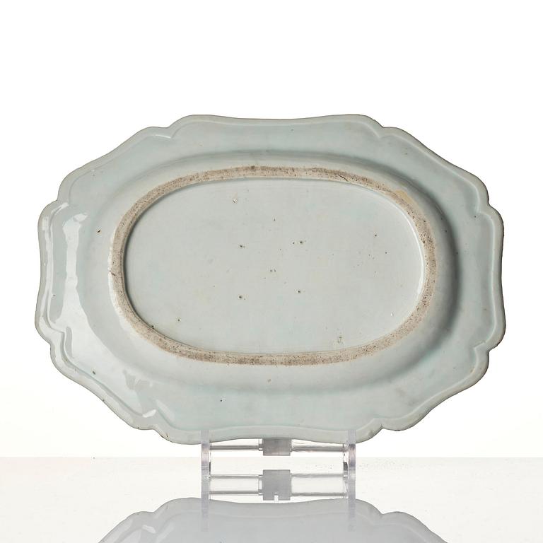 A blue and white dinner service, Qing dynasty, Qianlong (1736-95).  (45 pieces).