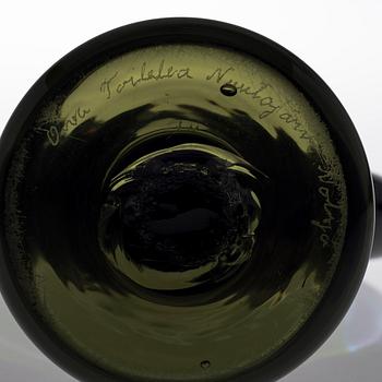 OIVA TOIKKA, A GLASS SCULPTURE. Lollipop. Signed Oiva Toikka, Nuutajärvi Notsjö. Late 1960s.