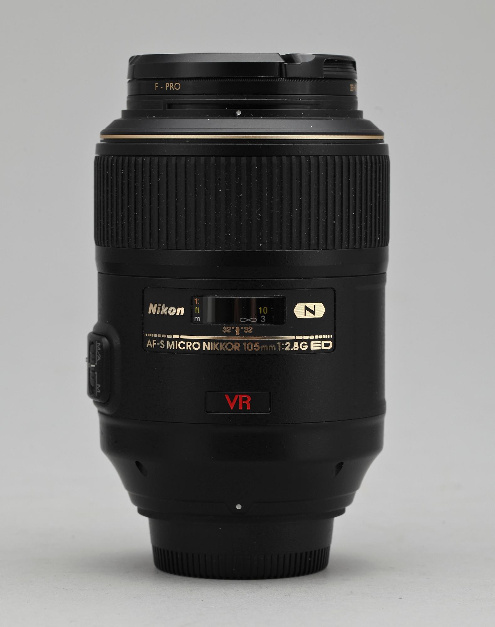 DIGITALKAMERA med TILLBEHÖR, 5 delar, Nikon, modell D90, tillverkad mellan 2008-2012.