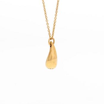 Tiffany & Co, Elsa Peretti, an 18K gold 'Teardrop' necklace.