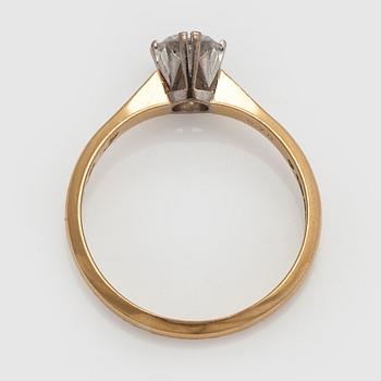 Sormus, briljanttihiottu timantti n. 0,70 ct, 18K kultaa, Kultajousi, Helsinki 1991.