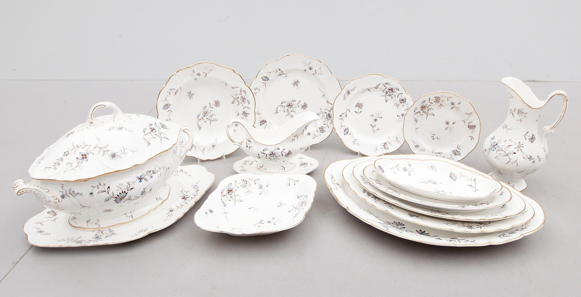 MATSERVIS, 61 delar, Stralsund, Rörstrand, sekelskiftet 1900.