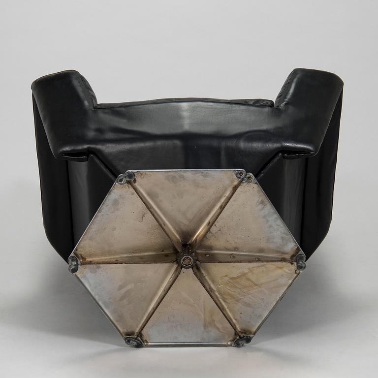 Voitto Haapalainen, fåtölj, "Prisma T-66", Tehokaluste Oy 1970-tal.