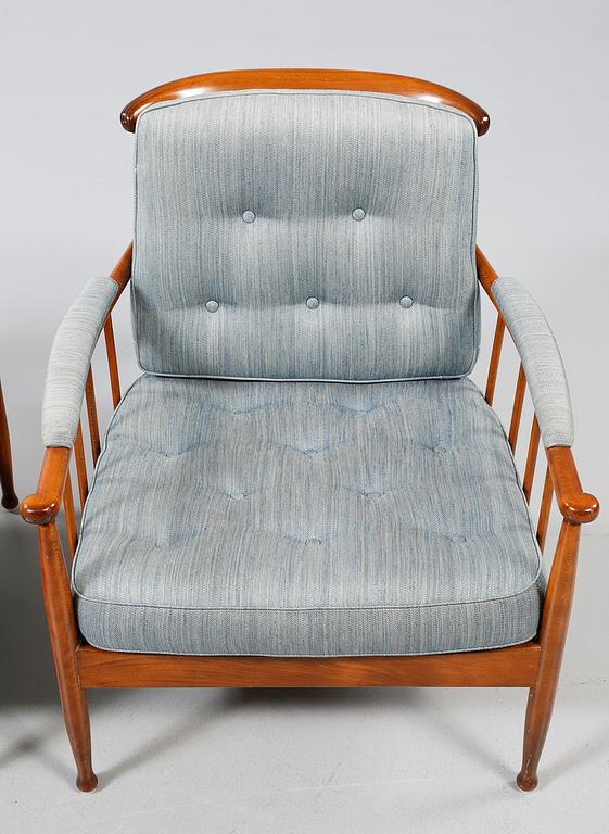 FÅTÖLJER, ett par, "Skrindan", Kerstin Hörlin-Holmquist, 1900-talets andra hälft.