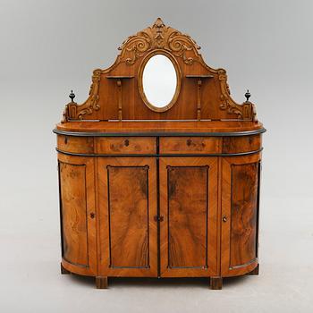 SPEGELSKÄNK, 1800-talets andra hälft.