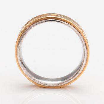 An 18K gold ring. Marski's.