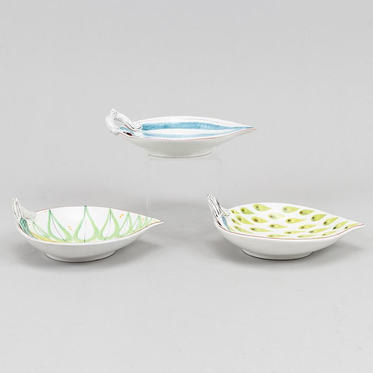 Stig Lindberg, three earthenware dishes, Gustavsberg studio.