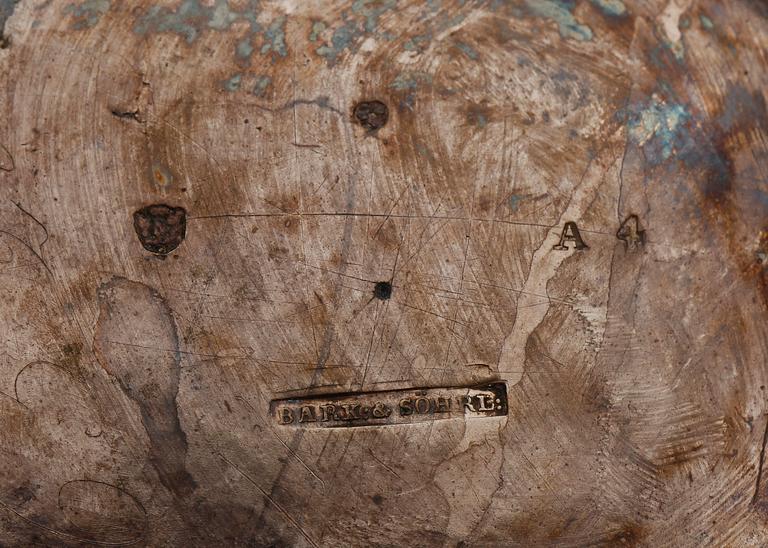 TEKANNA, silver, empire, Barkander & Söhrling, Linköping 1831. Vikt ca 820 gram.