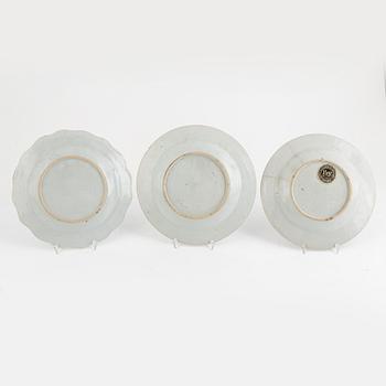 Five porcelain plates, China, Qing dynasty, first half of the 18th century.