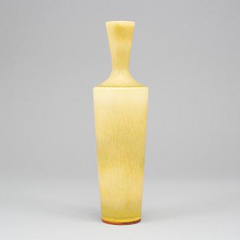 BERNDT FRIBERG, a stoneware vase, Gustavsberg studio, Sweden, 1962.