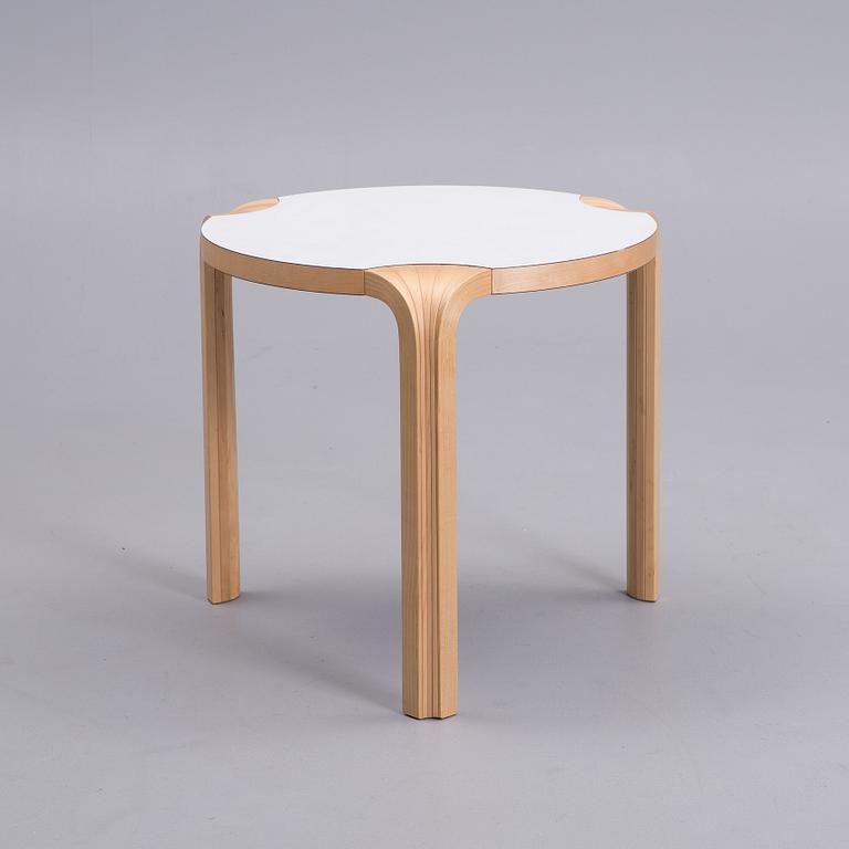 ALVAR AALTO, malli, X600, Artek 2006.