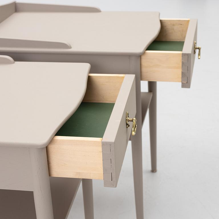 Sängbord ett par, Erik Andersson snickerifabrik, Rottne. 1900-talets slut,