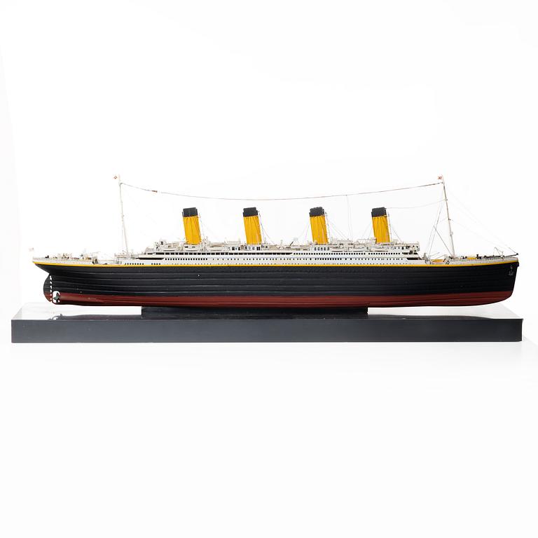 Ship model, "Titanic", 20th century.