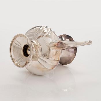 Kahvikannu, hopeaa, Kultakeskus Hämeenlinna 1979.