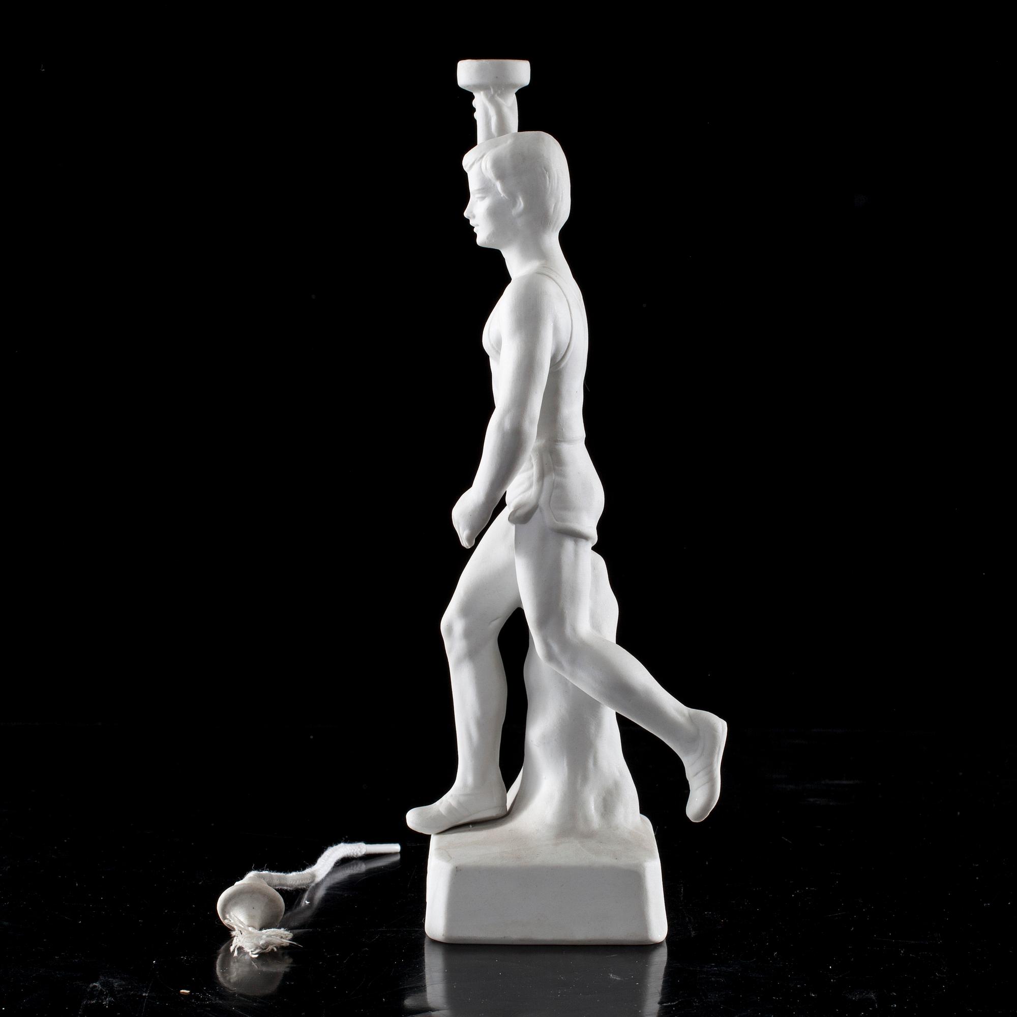 FIGURIINI / SOIHDUNKANTAJA, biskvii, Olympialaiset 1936, Berliini.