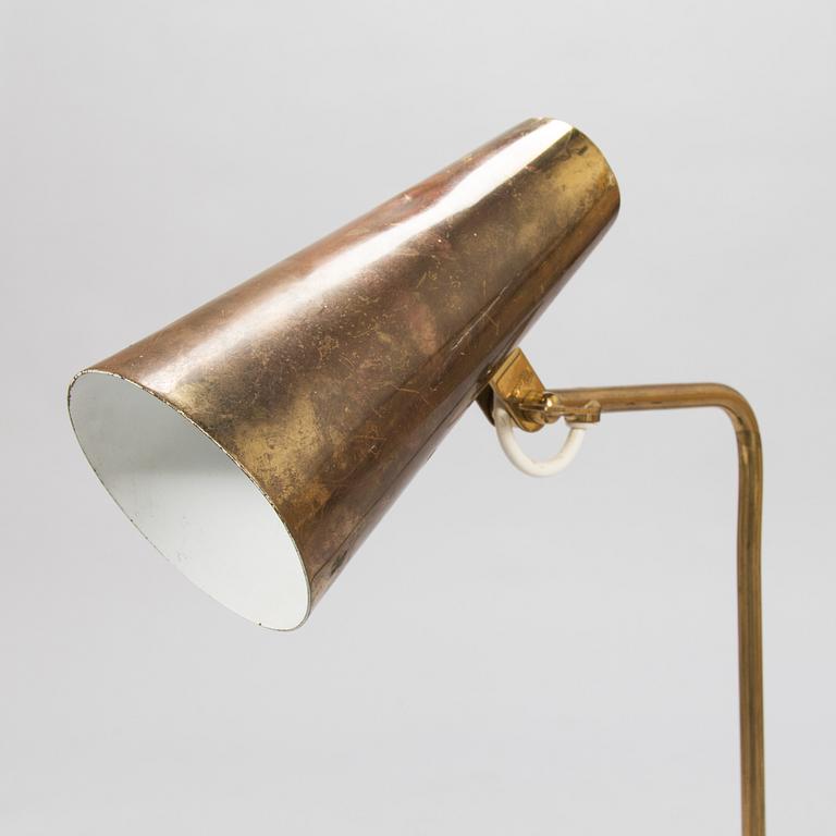 Paavo Tynell, seinävalaisin, malli 14-9 Idman 1960-luku.