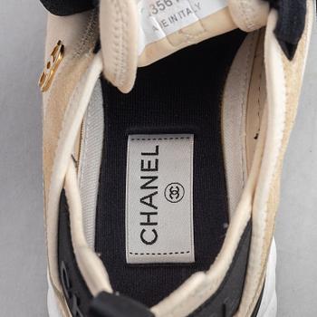 Chanel, sneakers, size 39.