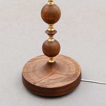 GOLVLAMPA, 1900-talets andra hälft.