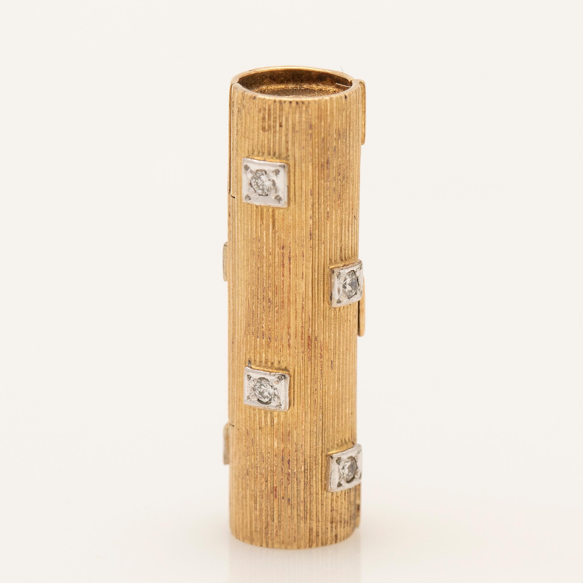 Ole Lynggaard, Pendant, 18K gold and diamonds.