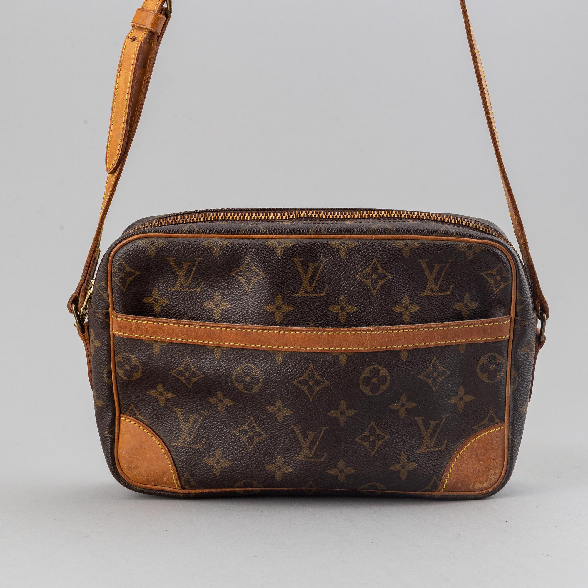 Louis Vuitton, 'Trocadero'.