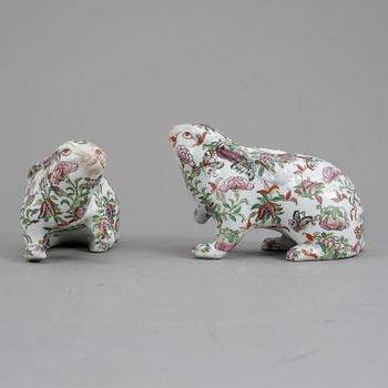 FIGURINER, ett par, porslin, Kina. 1900-tal.