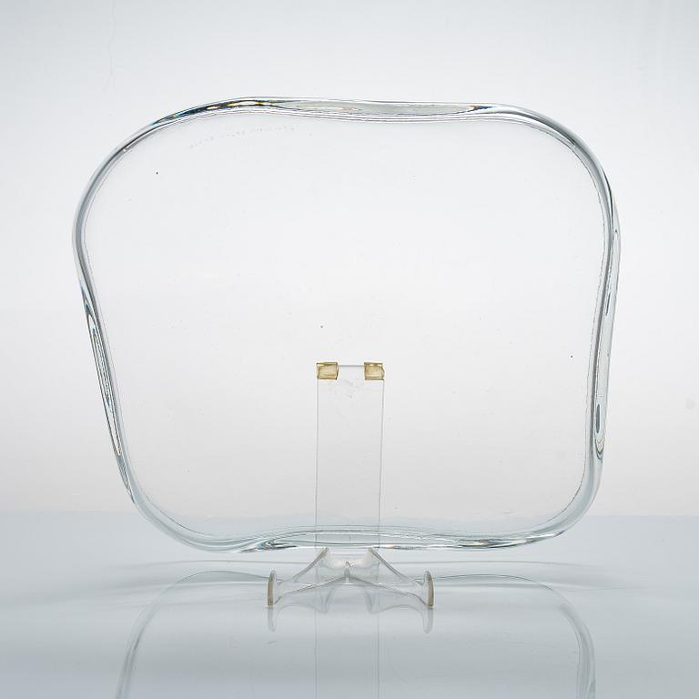 Alvar Aalto, a '3900' plate signed Alvar Aalto Iittala -56.