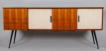 SIDEBOARD, 1950-tal.