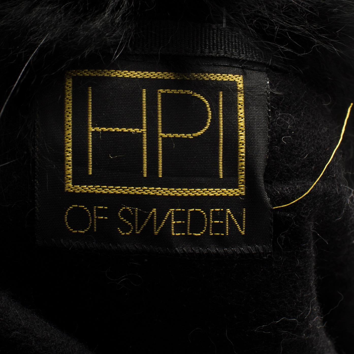A cape from HPI of Sweden.