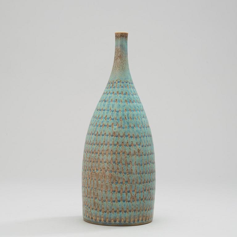 A Stig Lindberg stoneware vase, Gustavsberg Studio 1952.