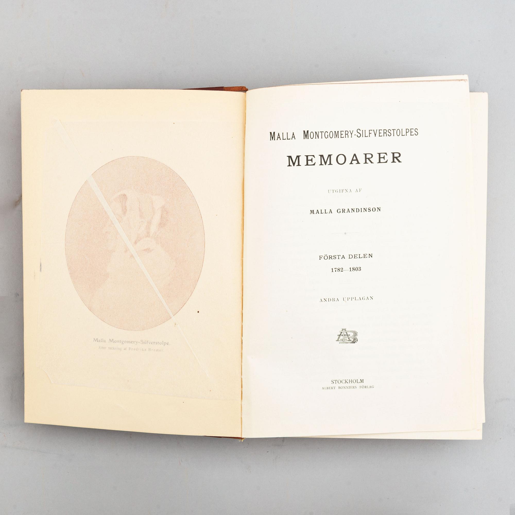 Books, 9 +2 vol, Hedvig Elisabeth Charlottas diary 1920s and Malla Montgomery-Silfverstolpe Memoirs, 1914-20, Swedish.