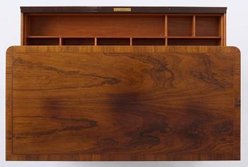 Carl Malmsten, byrå, utförd av snickarmästare Albin Johansson, Stockholm, 1943.