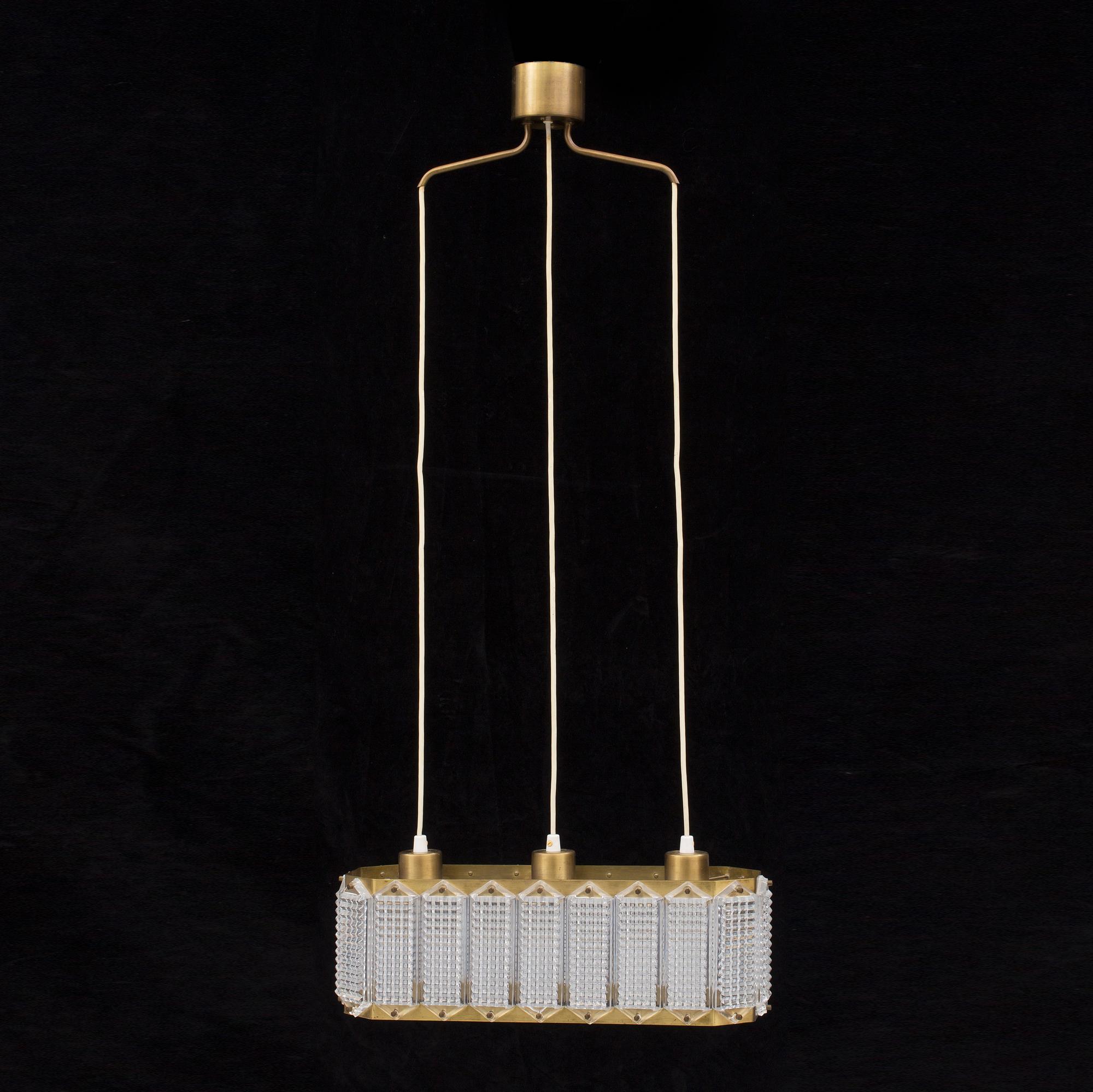 TAKLAMPA, 1900-talets mitt. Höjd ca 115 cm.