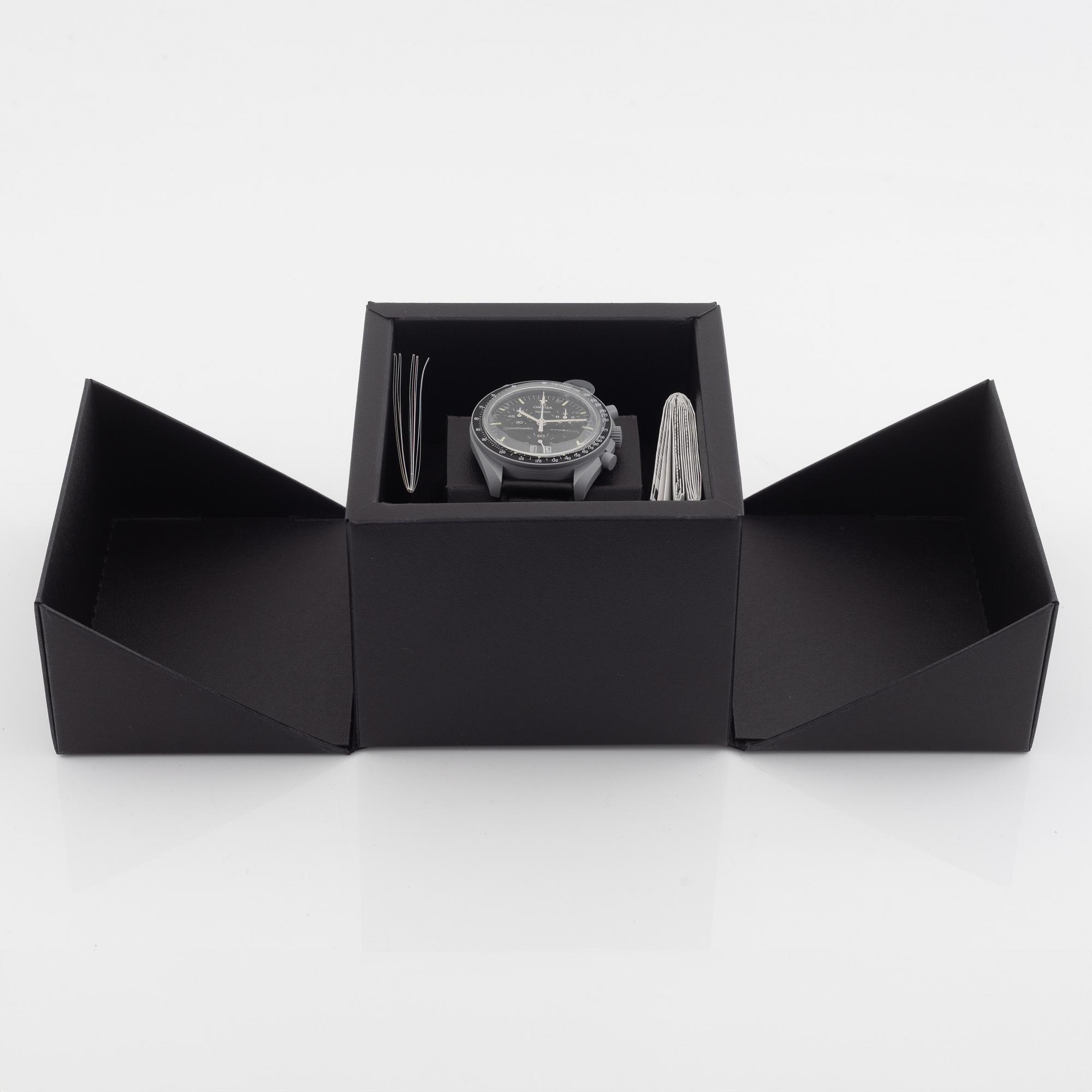 Swatch/Omega, MoonSwatch, Mission to the Moon, chronograph, wristwatch, 42 mm.