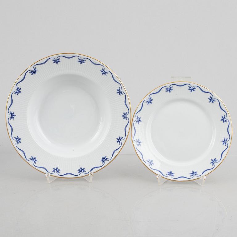 Pia Rönndahl, a 51-piece 'Mårbacka' porcelain service, Rörstrand.