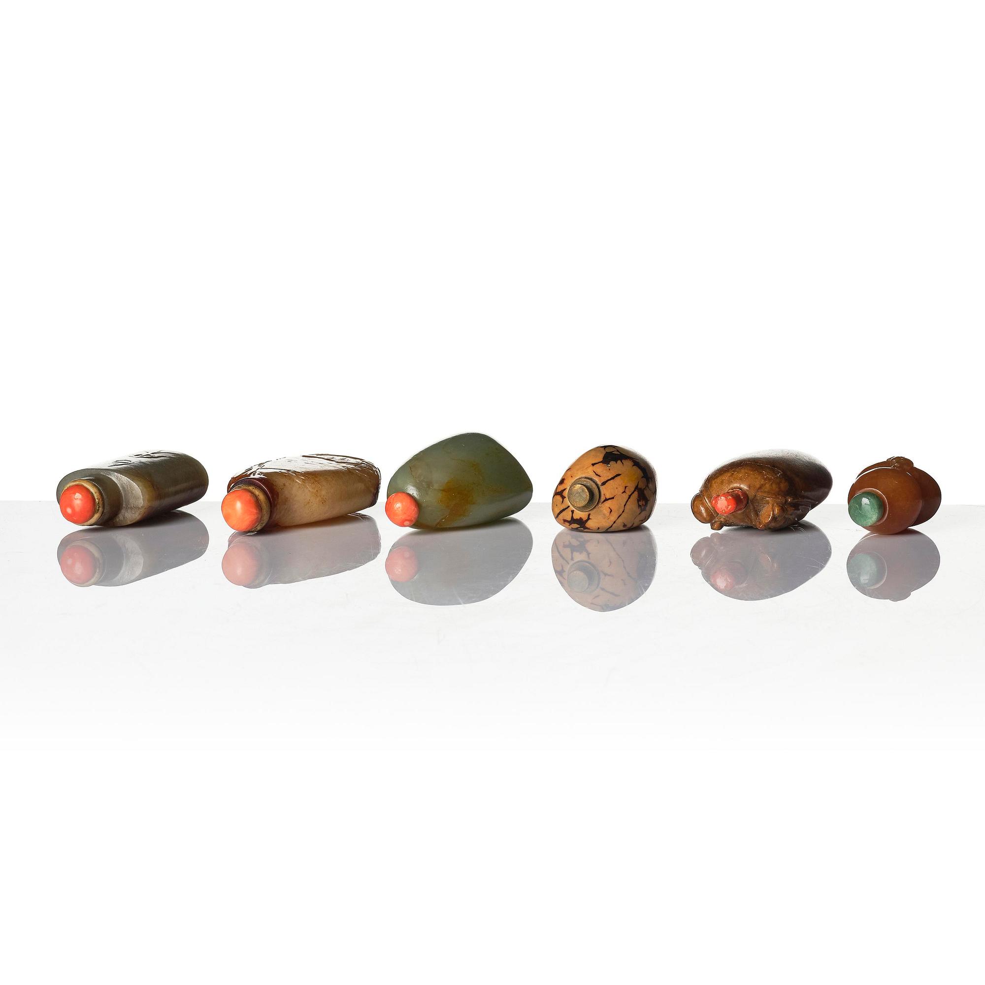 Snusflaskor, sex stycken, olika stensorter, bl.a. jade. Kina, 1900-tal.