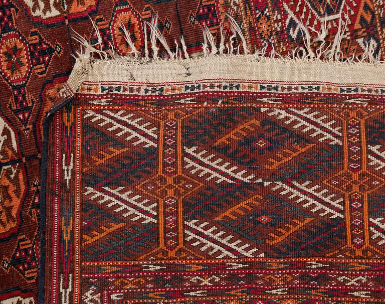 MATTA, Bochara, semiantik, ca 385 x 240 cm.