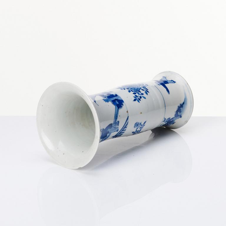 A Chinese blue and white trumpet vase, Qing dynasty, 19th Century.