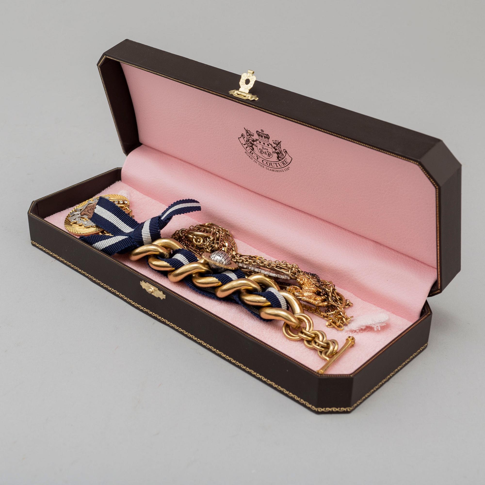 JUICY COUTURE, halsband och armband, metall och textil, 2000-tal.