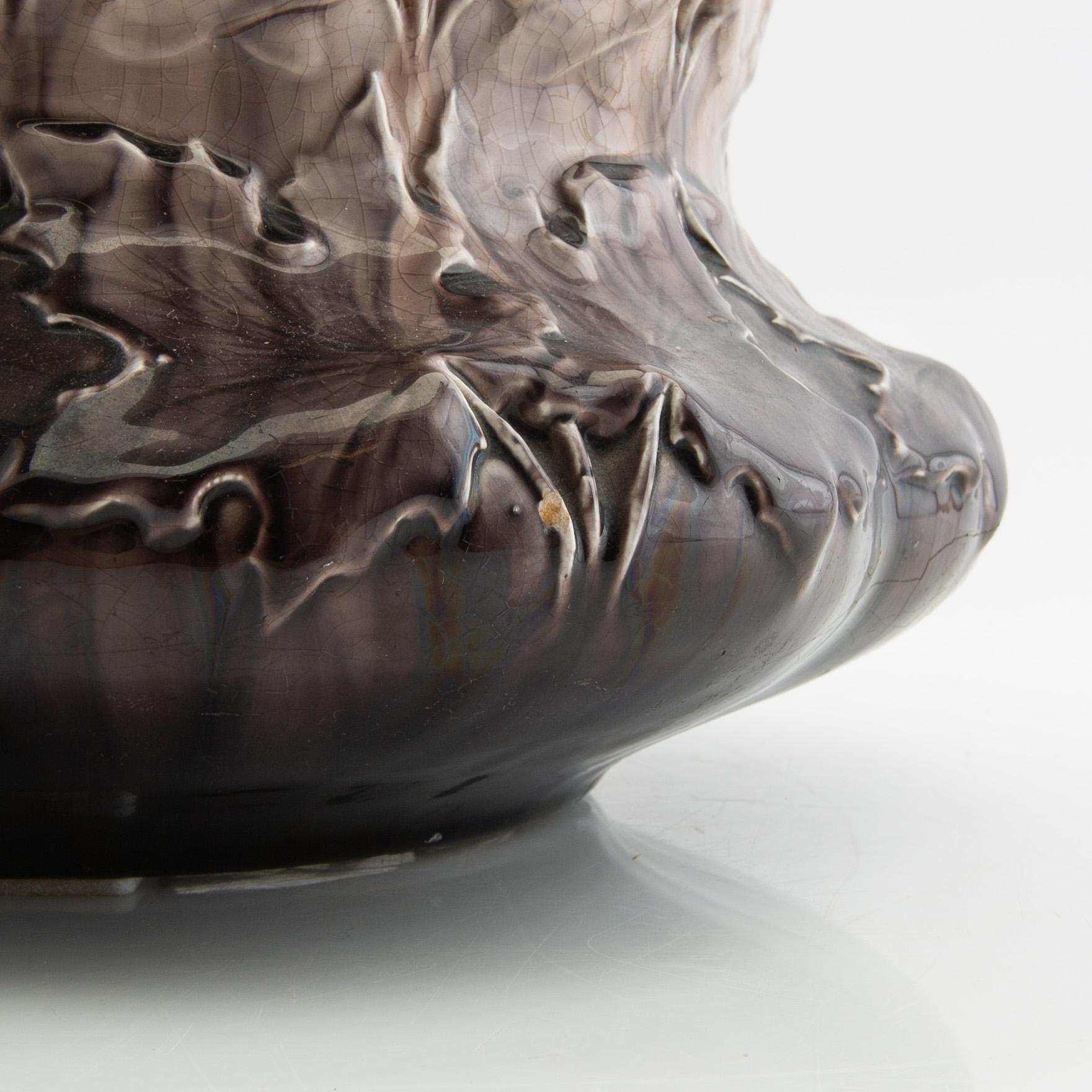 Rörstrand, an Art Nouveau creamware flower pot, early 1900s.