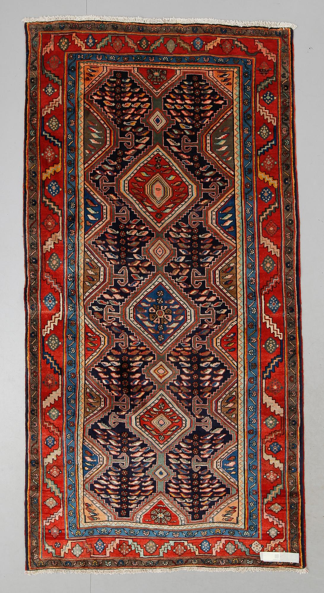 MATTA, Hamadan. Ca 290 x 146 cm.