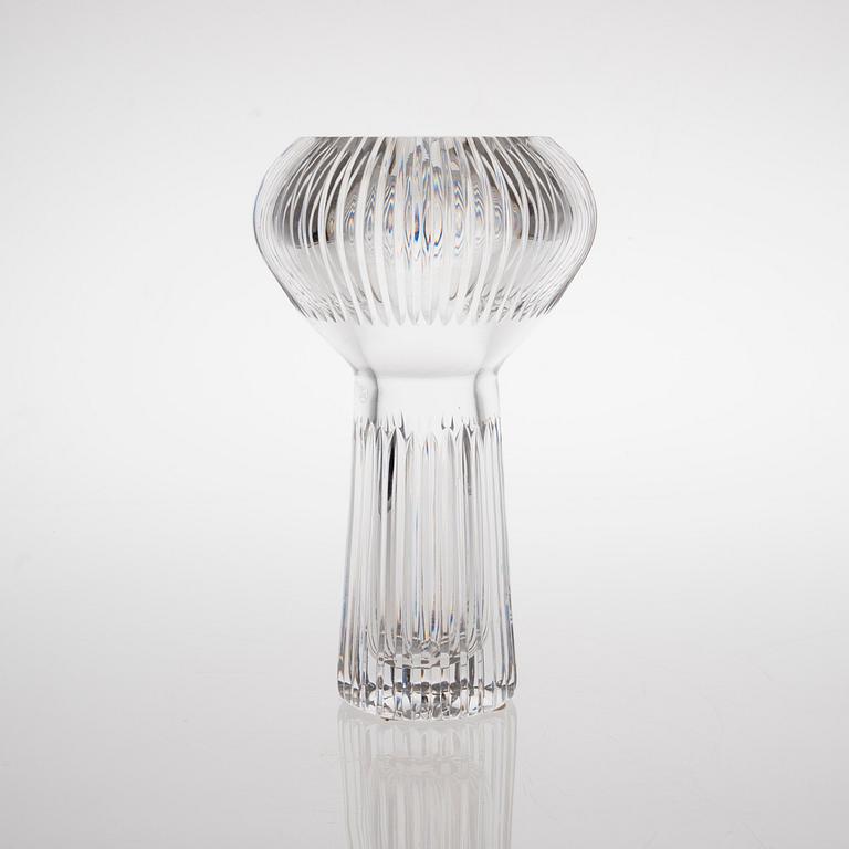 Aimo Okkolin, A CRYSTAL VASE.