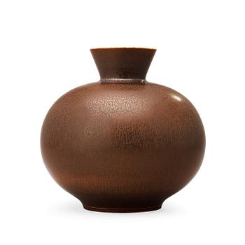 274. A Berndt Friberg stoneware vase, Gustavsberg Studio 1969.