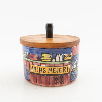 Anita Nylund jars with lids and shaker 6 dl "Our Little Town" and "The Pepparsson Family" JIE Grantofta 1950s/60s.