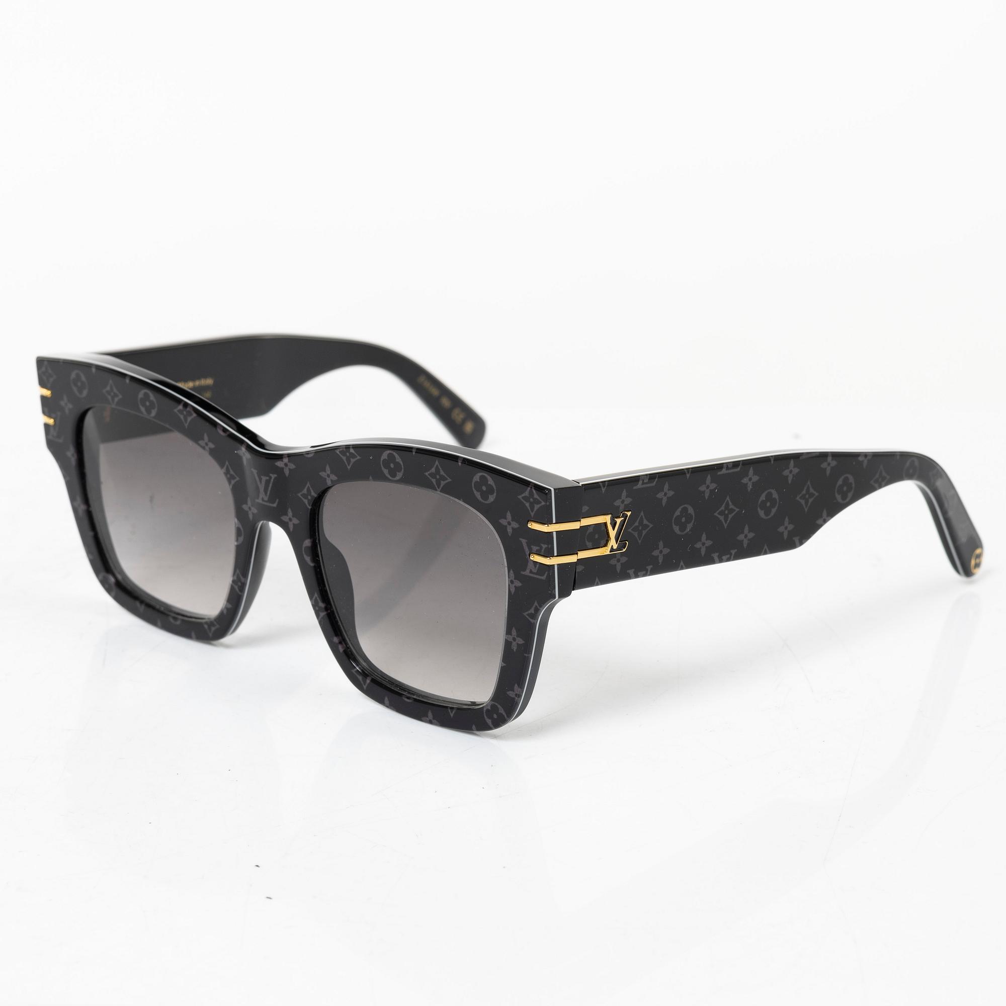 Louis Vuitton, Sunglasses.