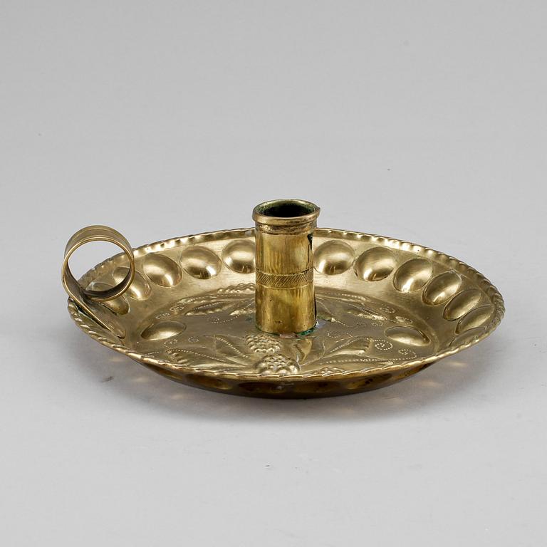 LJUSPLÅT, mässing, 1700-tal.