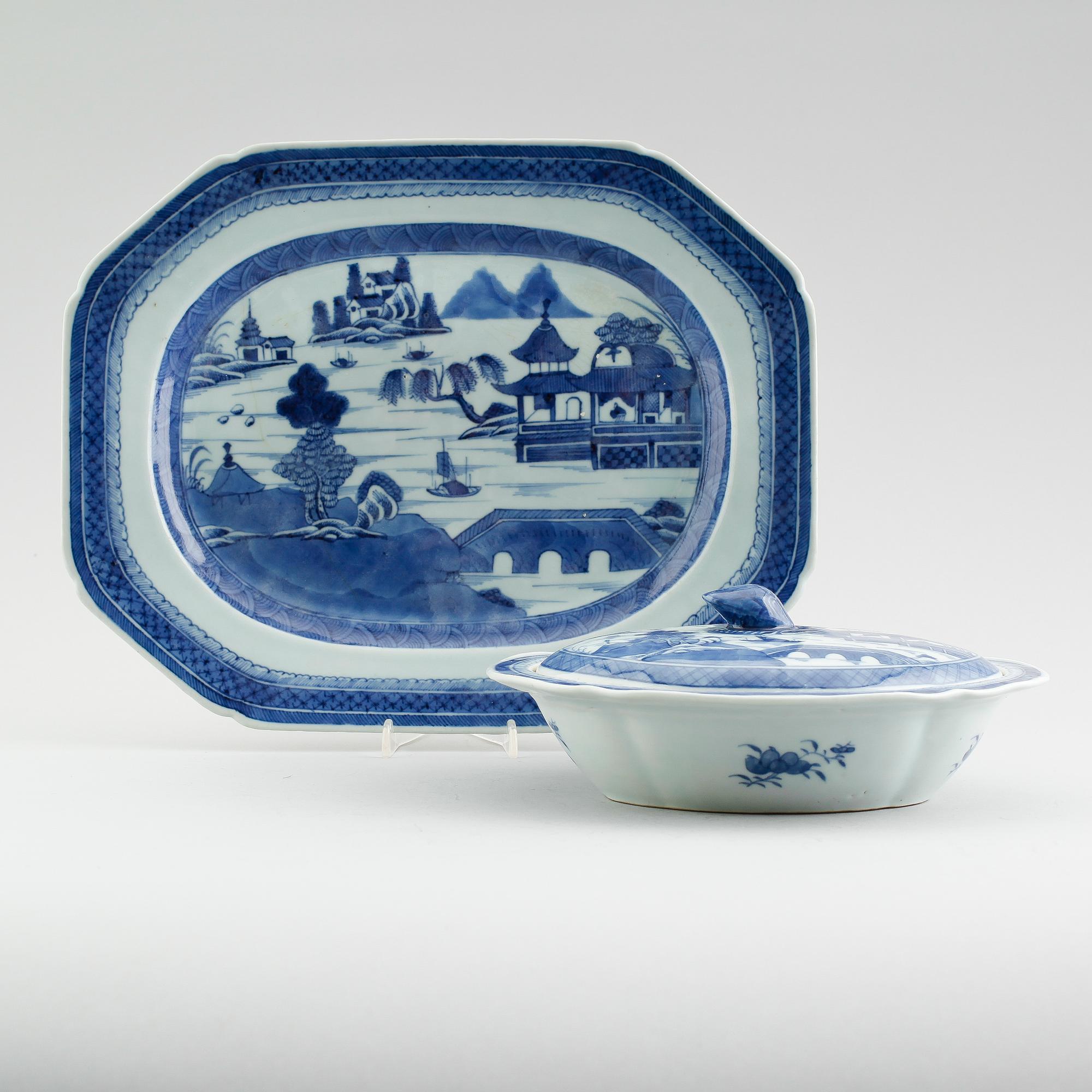 STEKFAT SAMT TERRIN, kompaniporslin, Kina, 1700-/1800-tal.